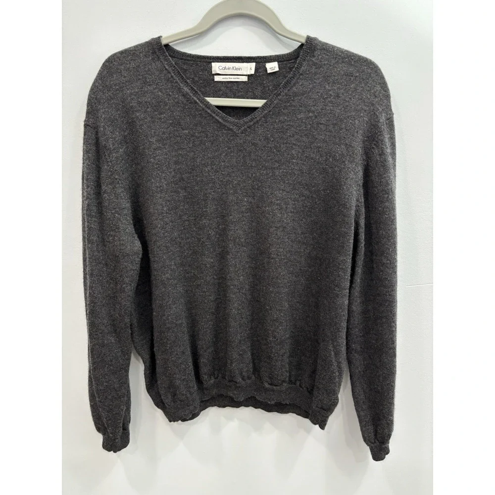 Calvin Klein Merino Wool V-Neck Sweater Gray Youth XL Soft Knit Minimalist